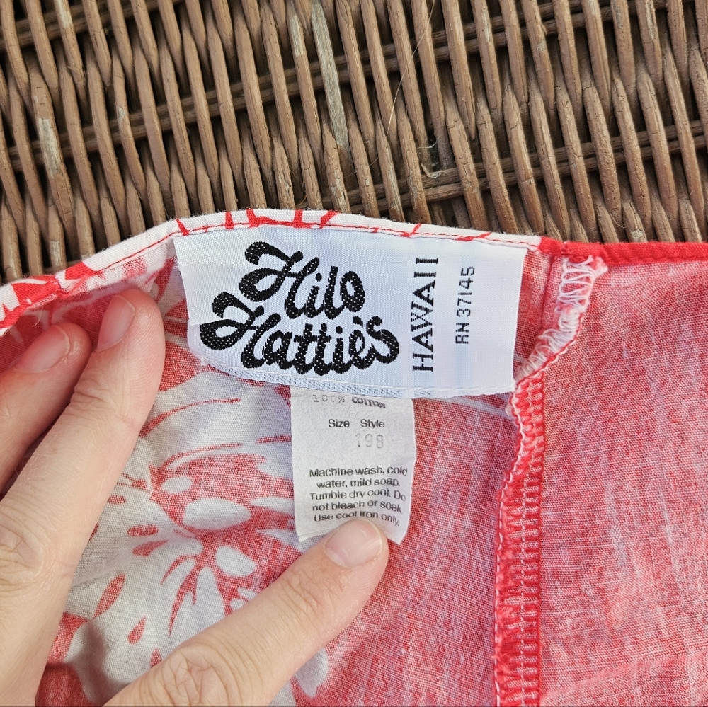 Hawaiian print tie sarong
